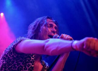 Bam! Stones Sessions walsen grote zaal Q plat