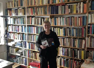 De boekenkast van Marie Roelofsen