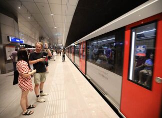 Roep om doortrekken metroverbinding Almere naar Haarlem