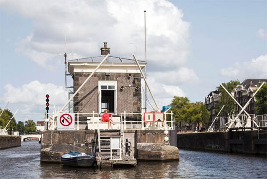 Met ‘Ieder-Nadeel-Heb-Zijn-Voordeel’ korte vakantie in eigen stad