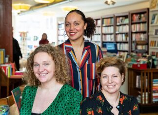 Tien jaar Java Bookshop: drie vertrouwde gezichten met veel kennis van zaken