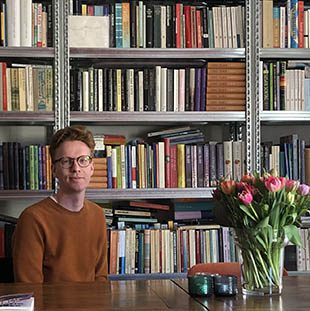 De boekenkast van Bob Kappen | oost-online.amsterdam