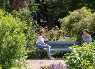 De tuin en kassen van de Hortus gaan weer open