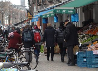 Eenrichtingverkeer voor voetgangers in de Javastraat