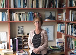 De boekenkast van Antoinette Tanja
