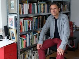 De boekenkast van Auke Kok