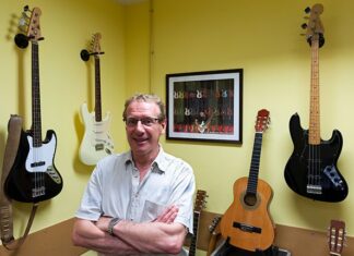 Buurtberoemd door zijn muziekschool