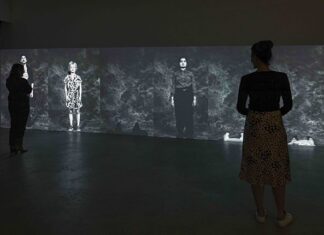 Kunstenaar Roos van Geffen reflecteert op coronaperiode in Museum Tot Zover