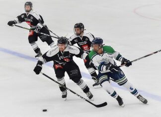 Tigers beginnen koude oorlog 21/22 met winst