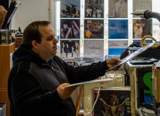 Speciale zaken: Sarton Records in Betondorp
