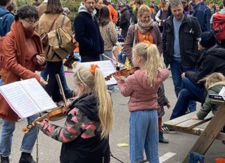 Na twee jaar was het weer Koningsfeest in de Meer