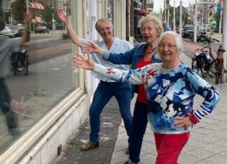 Senioren treffen elkaar in Oba Linnaeus