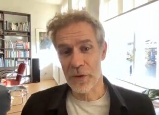 Rob Zwetsloot spreekt schrijver Arthur Umbgrove over Prins Bernhard, de schavuit