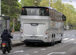 Zware touringcars volgend jaar niet meer welkom in Centrum