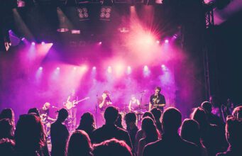 Kans voor nachtleven in Oost. Q-Factory, Oosterbar en Doka krijgen 24 uursvergunning