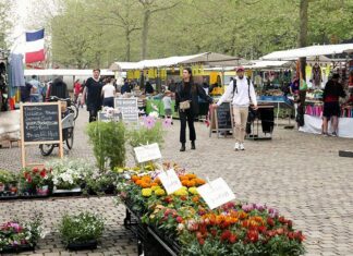 Bewoners IJburg enthousiast over Reuringmarkt