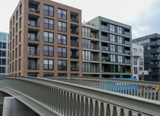Gezocht: harmonie tussen fietsers en voetgangers op Zonnewendebrug