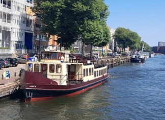 Het ‘Nieuwendammer-bootje’ vaart weer
