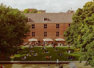 Wijnen in de Tuin: Proeven tussen kunst en groen bij H’ART Museum