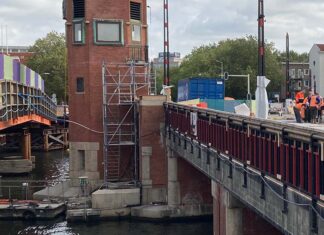 Berlagebrug over een maand weer open voor alle verkeer