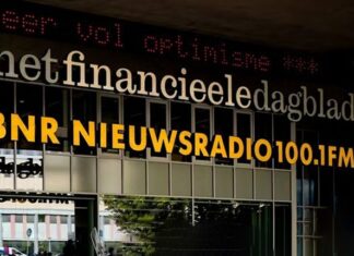 Man die kantoor Marktplaats bij Amstelstation bedreigde opgepakt