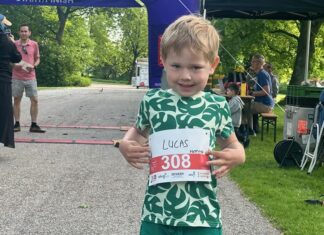 Ruim 425 deelnemers aan de derde Indische Buurt Run