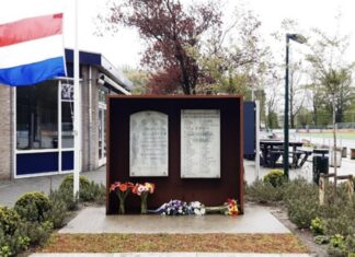 Onthulling nieuwe namen op oorlogsmonument WV HEDW tijdens dodenherdenking