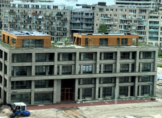 Zelfbouw Sluishuis op Zeeburgereiland is af!