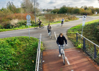 Veiliger via Nesciobrug van en naar IJburg