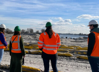 Werkzaamheden voor de tijdelijke zonneweide op Strandeiland begonnen