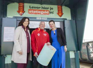Bij de Statiegeldbulkmachine kun je in een keer honderden statiegeldverpakkingen inleveren