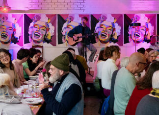 Voluit vrijheid vieren met brunch en groenmarkt in Batjanstraat
