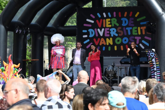 Pride Oost kleurt het Javaplein tijdens WorldPride Amsterdam
