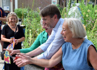 Wethouder Van Weyenberg opende Open Volkstuindagen op Amstelglorie