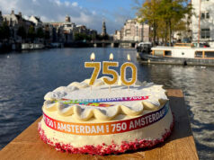 Amsterdam blaast op verjaardag 750 kaarsjes uit