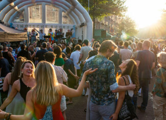 Het Indische Buurt Festival kleurt de Javastraat