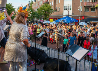 Indische Buurt Festival: Ga in gesprek over de buurt en eet een gratis pannenkoek!