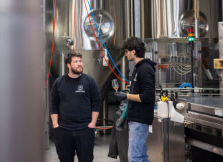 Tien jaar Brouwerij Homeland: van huisbrouwerij tot trotse thuishaven op het Marineterrein