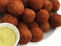 Café Vlaming nodigt buurt uit voor BitterBallen Buurt Borrel