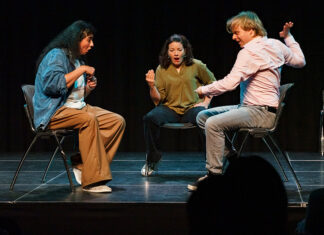 easylaughs viert 20-jarig jubileum met show in Plein Theater
