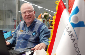 Iedereen helpen en verbinden