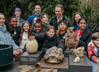 De kinderraad opende het vernieuwde Kerbertterras van Artis