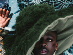 Kunstenaar Perry Gits viert leven en dood met performance Farewell