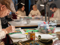 Samen tekenen en schilderen werkt inspirerend