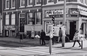 Verboden liefde via winkelraam