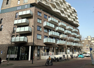 Bewoners Eef Kamerbeekstraat reageren op uitspraken stadsdeel: ‘Hoe kan er geen melding bekend zijn?’