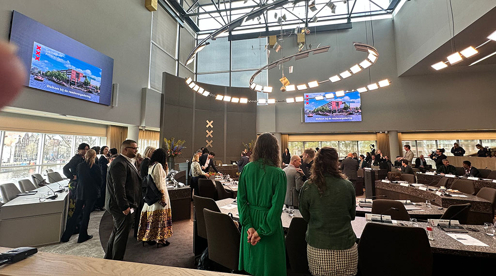 Zorgen om lage opkomst kleuren eerste debat van nieuwe gemeenteraad