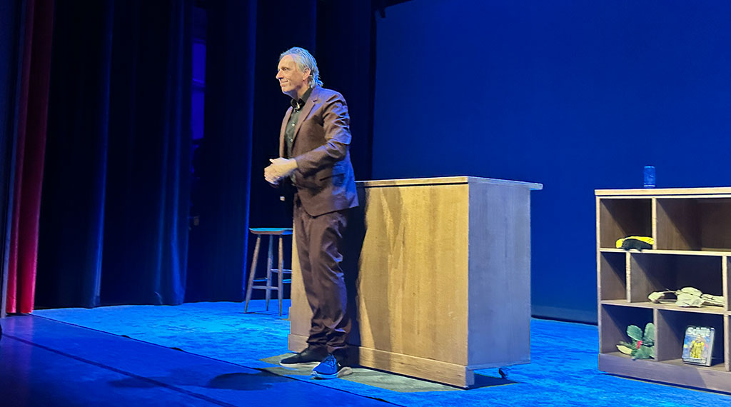 Uitverkochte Kleine Komedie voor cabaretdebuut Marcel van Roosmalen