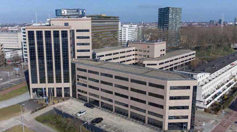 20.000 gemeente-ambtenaren verhuizen naar het Amstelgebouw