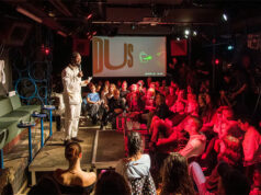 Van Zwarte Gaten tot een Gat in de Markt: Akwasi duikt in leegte met cultuurformat DUS